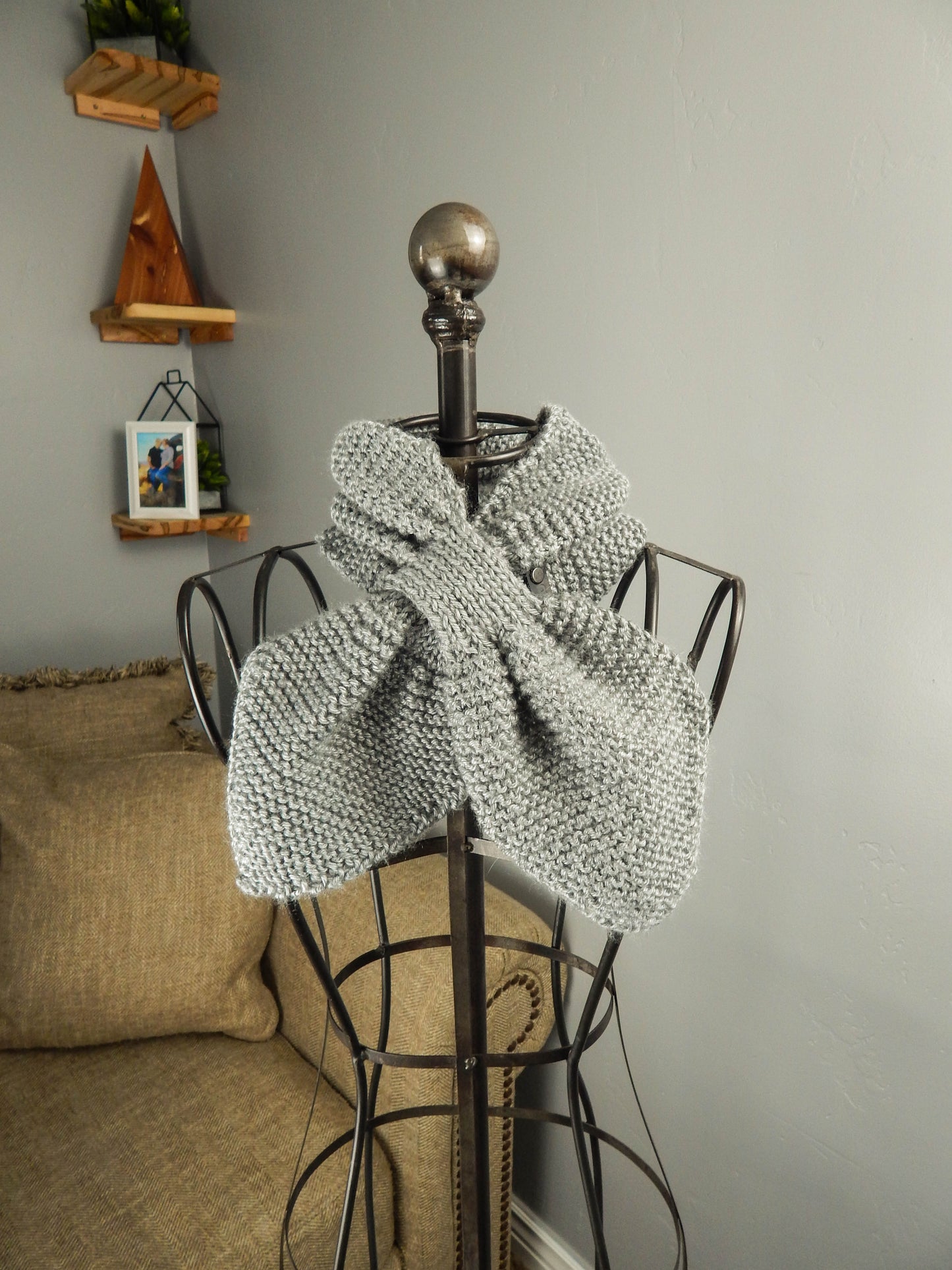 Bowtie Scarf in Grey